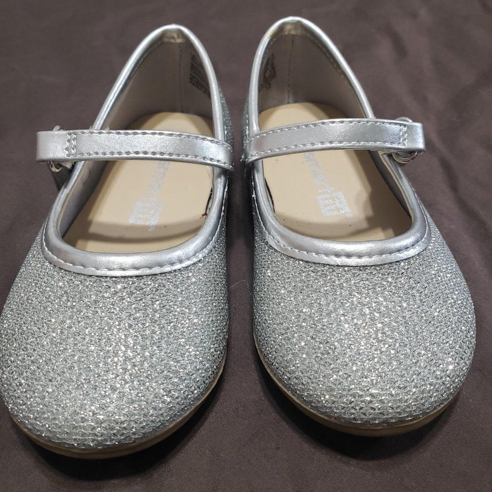 Smart Fit Silver Sparkly Slip On Dress Shoes Adjustable Velcro Straps Size 5